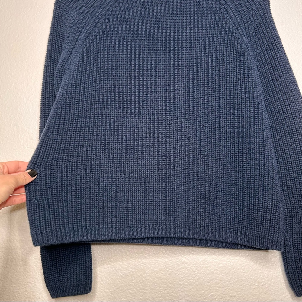 Quince 100% Organic Cotton Fisherman Crew Sweater Navy Small - Picture 3 of 9
